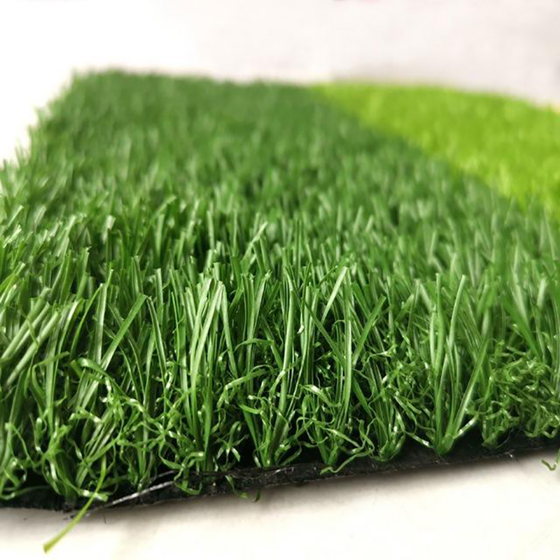 Flat Shape Softest Artificial Grass on concrete