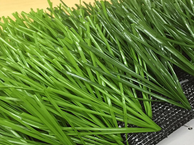 Artificial Landscaping Grass for Garden, PE Outdoor Landscaping Artificial Grass Carpet for Garden.